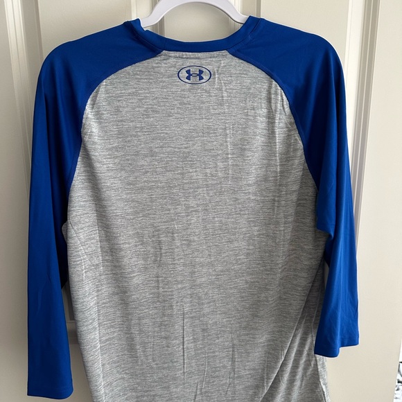 NWT Under Armour Henley - Picture 4 of 4